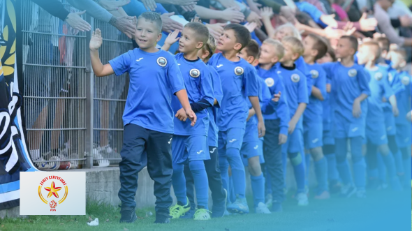 Akademia Piłkarska Hutnika Kraków ze Złotą Gwiazdką PZPN-u Akademia Piłkarska Hutnika Kraków ze Złotą Gwiazdką PZPN-u